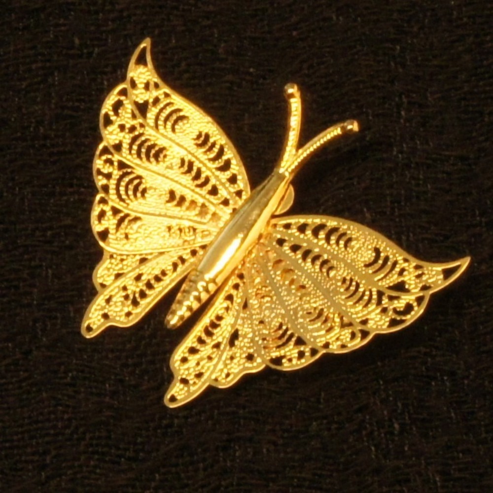 Delicateโ Gold Tone Butterfly Brooch Filigree Openwork Vintage Style Pin